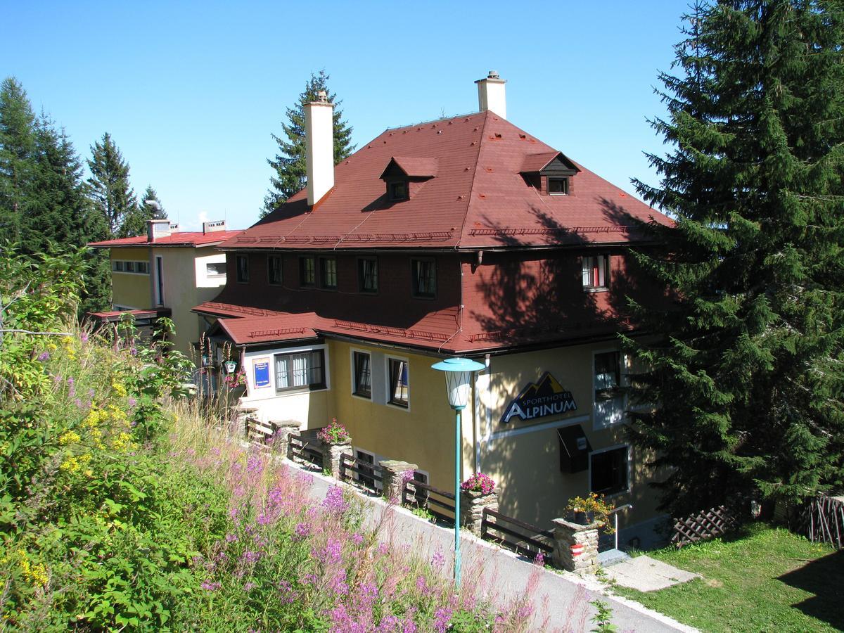 Hotel Alpinum Treffen Eksteriør bilde