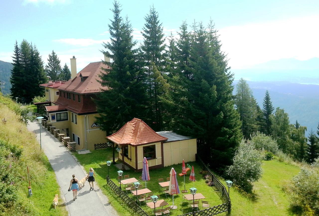 Hotel Alpinum Treffen Eksteriør bilde